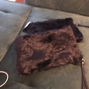 2 Chocolate filling clutch purse